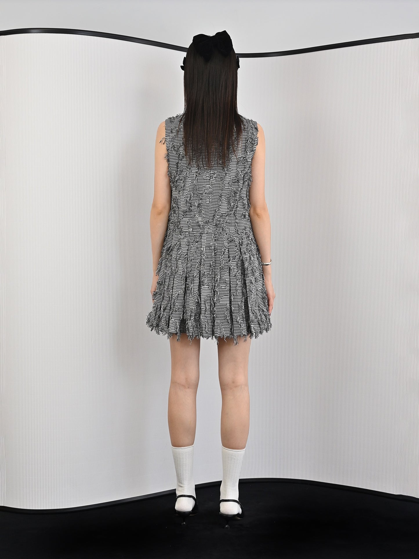 FountainMountain. Original Design Rose Vest Sleeveless Pleated Dress