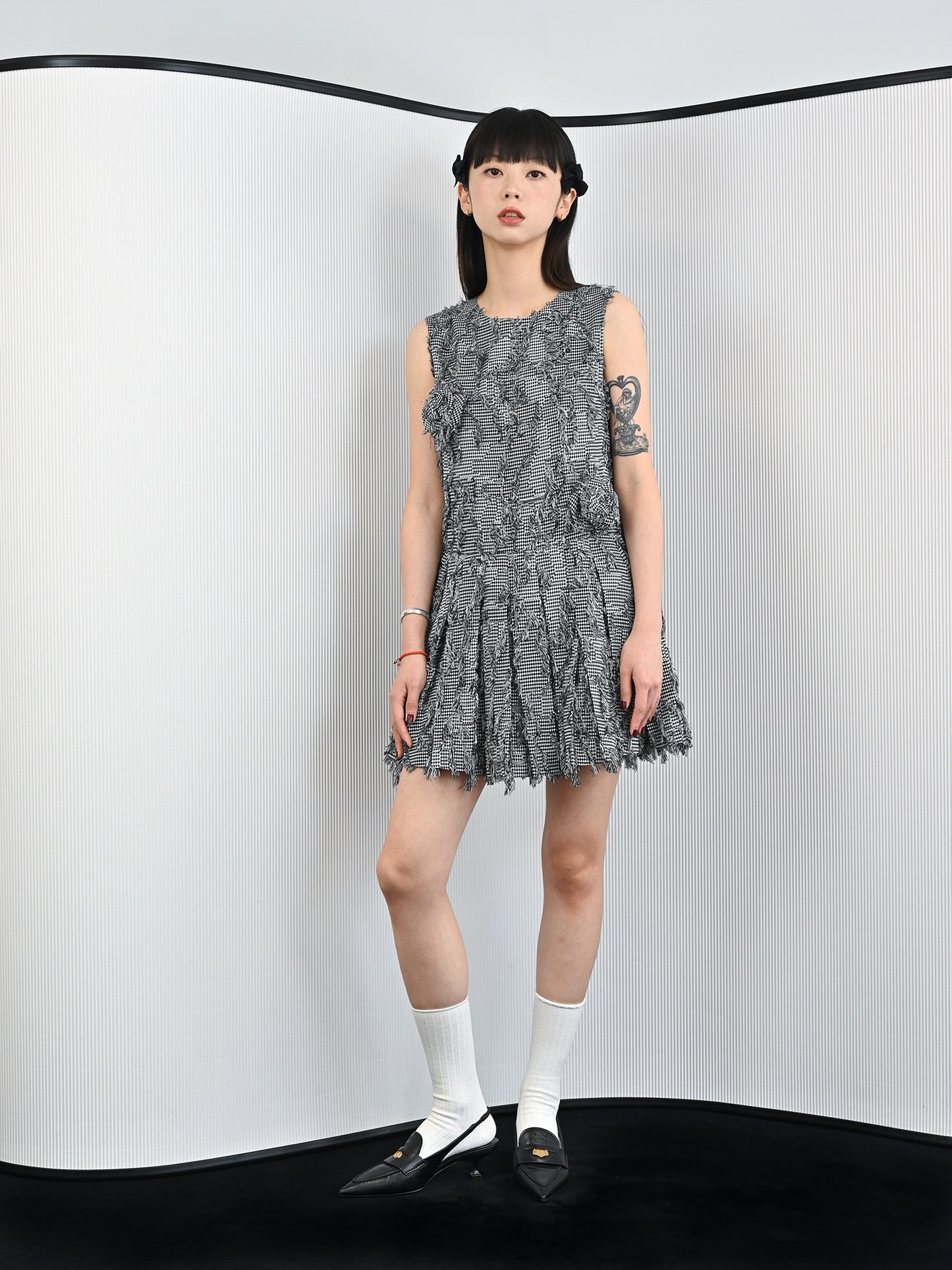 FountainMountain. Original Design Rose Vest Sleeveless Pleated Dress
