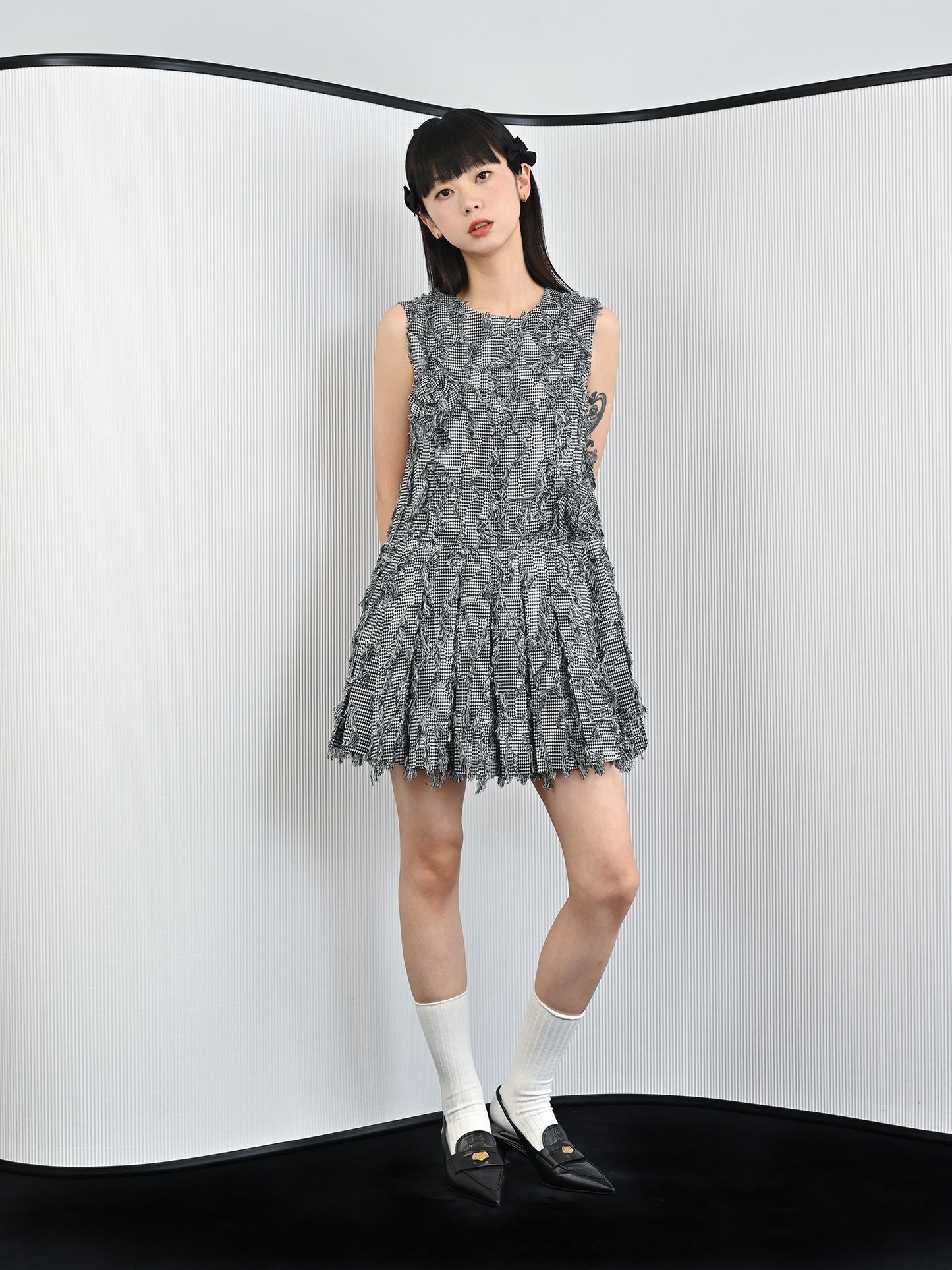 FountainMountain. Original Design Rose Vest Sleeveless Pleated Dress
