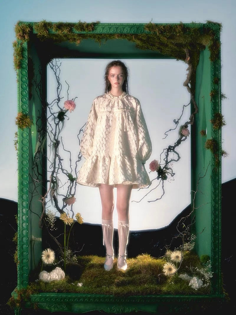 Narrator. Original Design Off-white Floral Lace Bow Loose Doll Dress