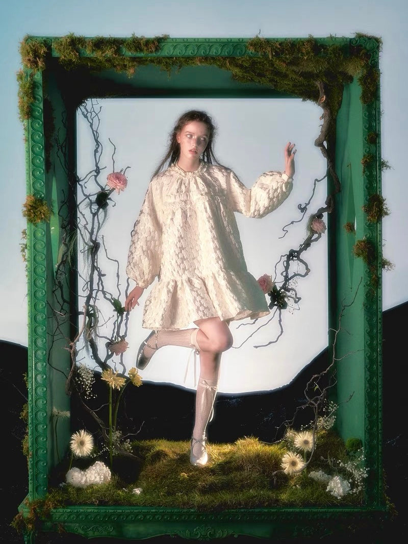 Narrator. Original Design Off-white Floral Lace Bow Loose Doll Dress