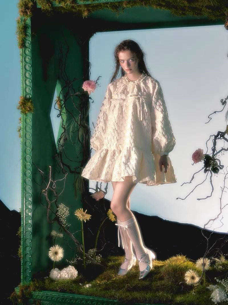 Narrator. Original Design Off-white Floral Lace Bow Loose Doll Dress