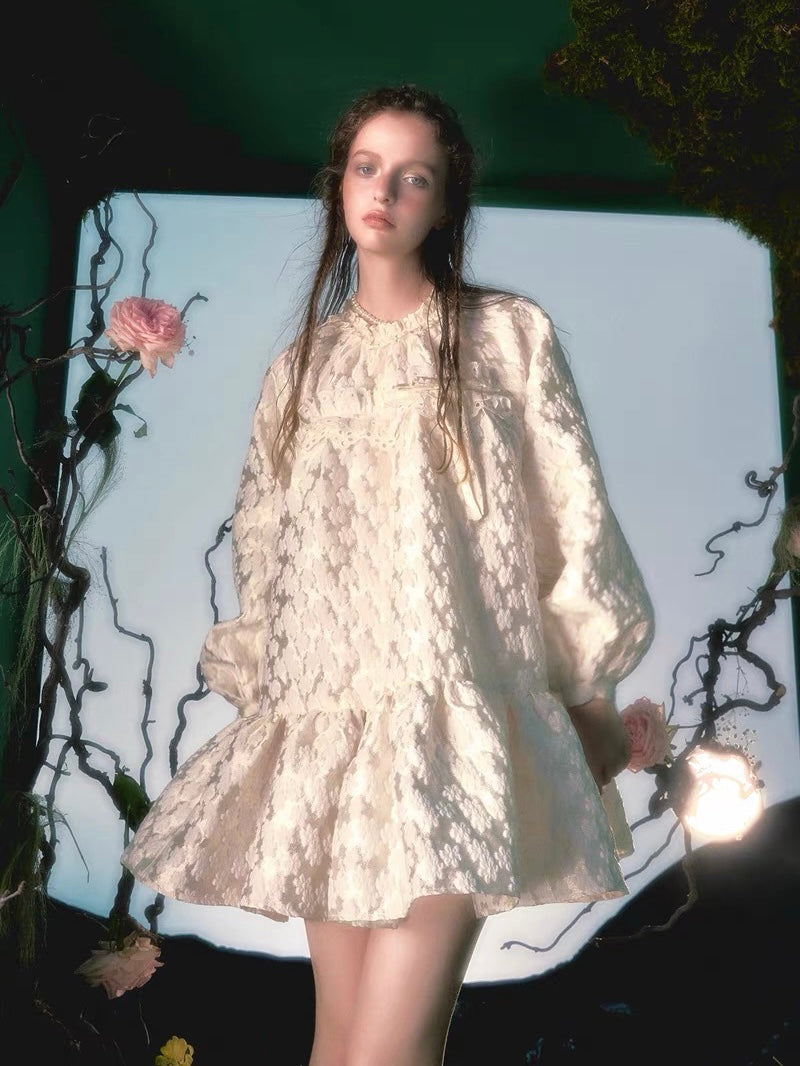 Narrator. Original Design Off-white Floral Lace Bow Loose Doll Dress