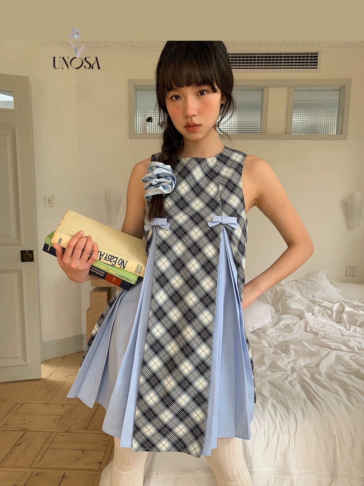 UNOSA.Original Design Light Blue Plaid Pleated A-line Dress