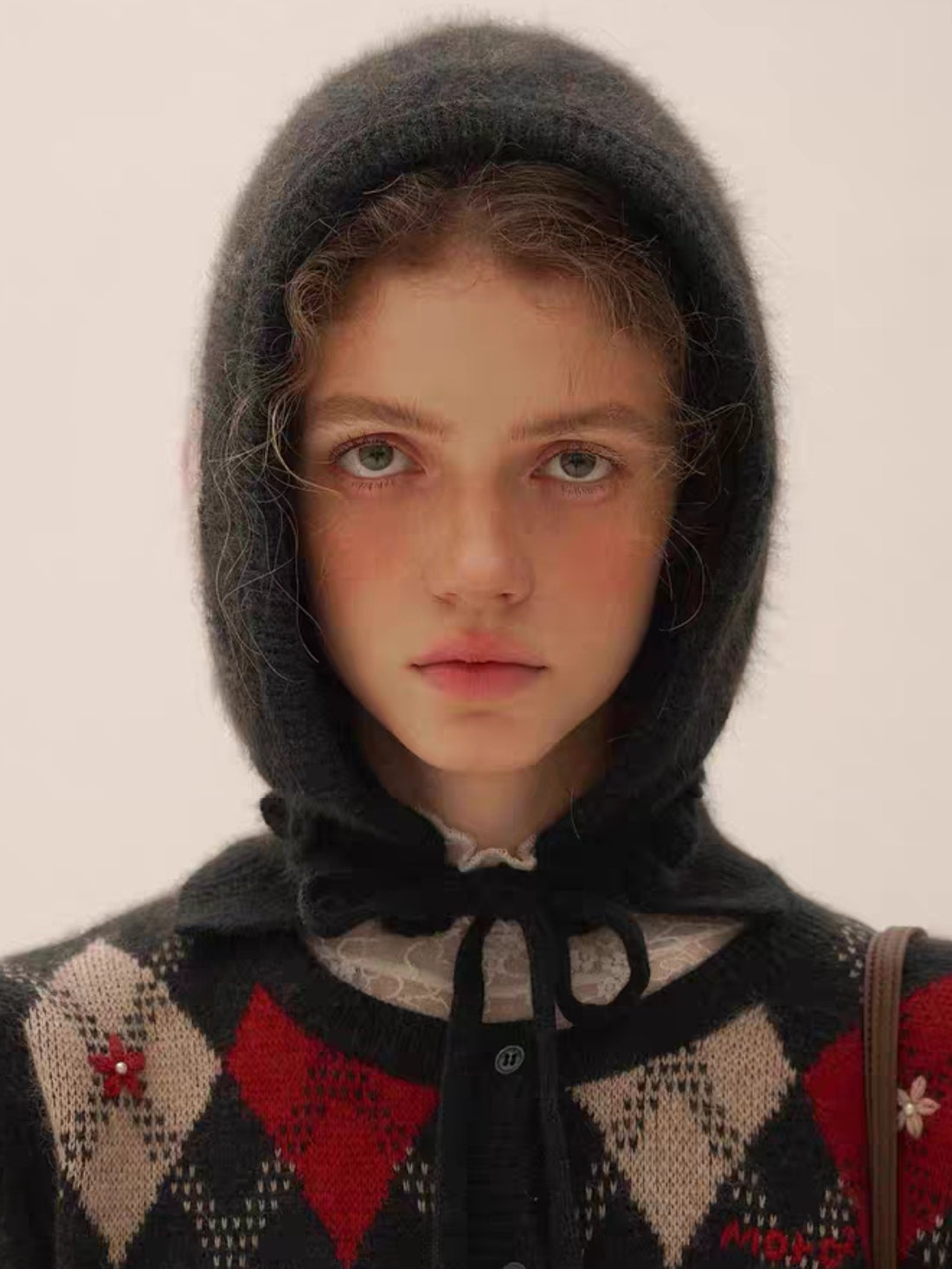 Moromoro. Original Design Diamond Stitch Hand-Embroidered Tie-Up Hat