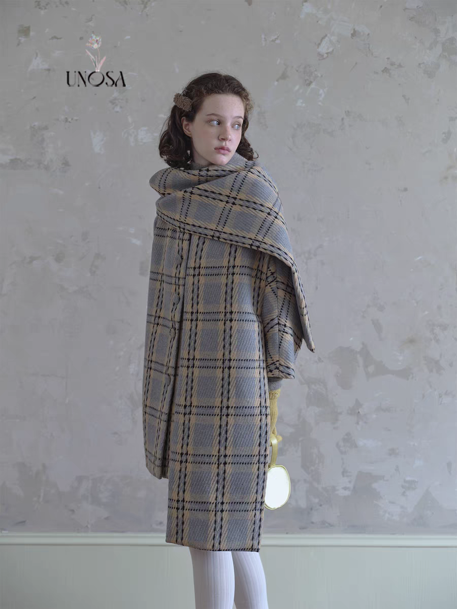 UNOSA. Original Design Plaid Scarf Coat