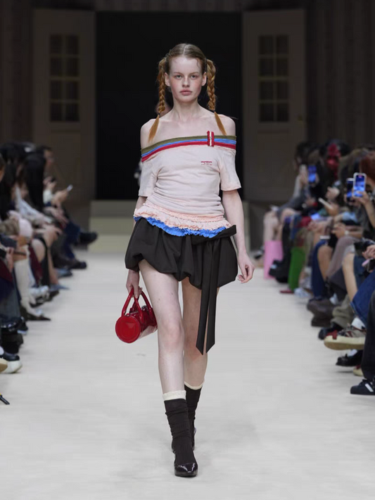 Moromoro. Original Design Cotton-Linen Off-Shoulder Embroidered Lace Trim T-Shirt