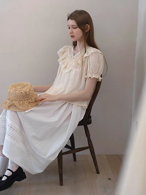 Kissgarnet. Original Design Lace Patchwork Short Sleeve Top with Vintage Collar