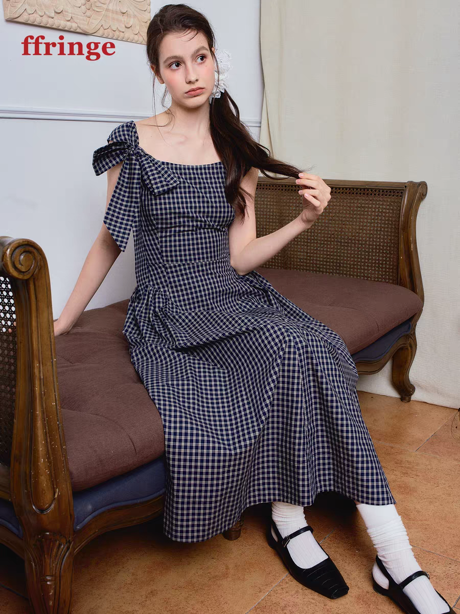 Ffringe. Original Design Asymmetrical Shoulder Detachable Bow Tie Maxi Dress