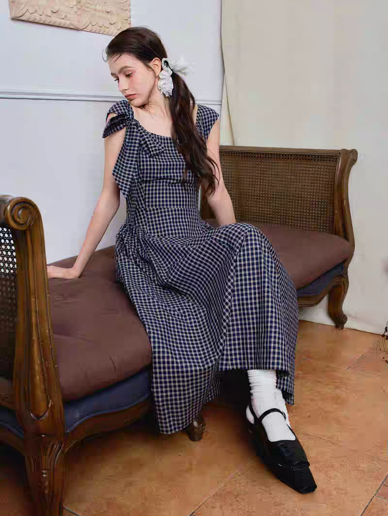 Ffringe. Original Design Asymmetrical Shoulder Detachable Bow Tie Maxi Dress