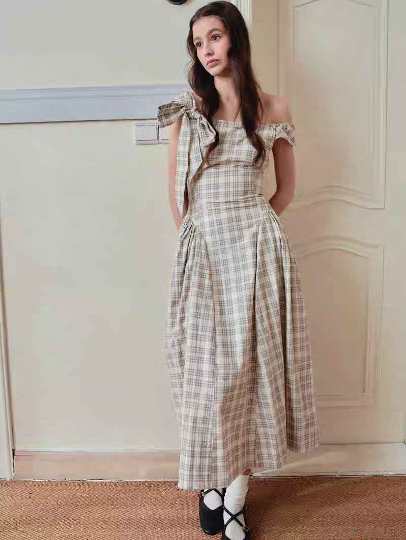 Ffringe. Original Design Asymmetrical Shoulder Detachable Bow Tie Maxi Dress