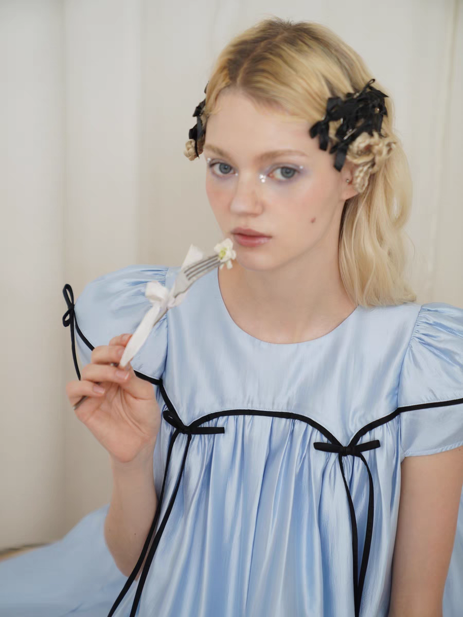 HSIYOUNWOO. Original Design Silk Bow Puff Sleeve Babydoll Dress