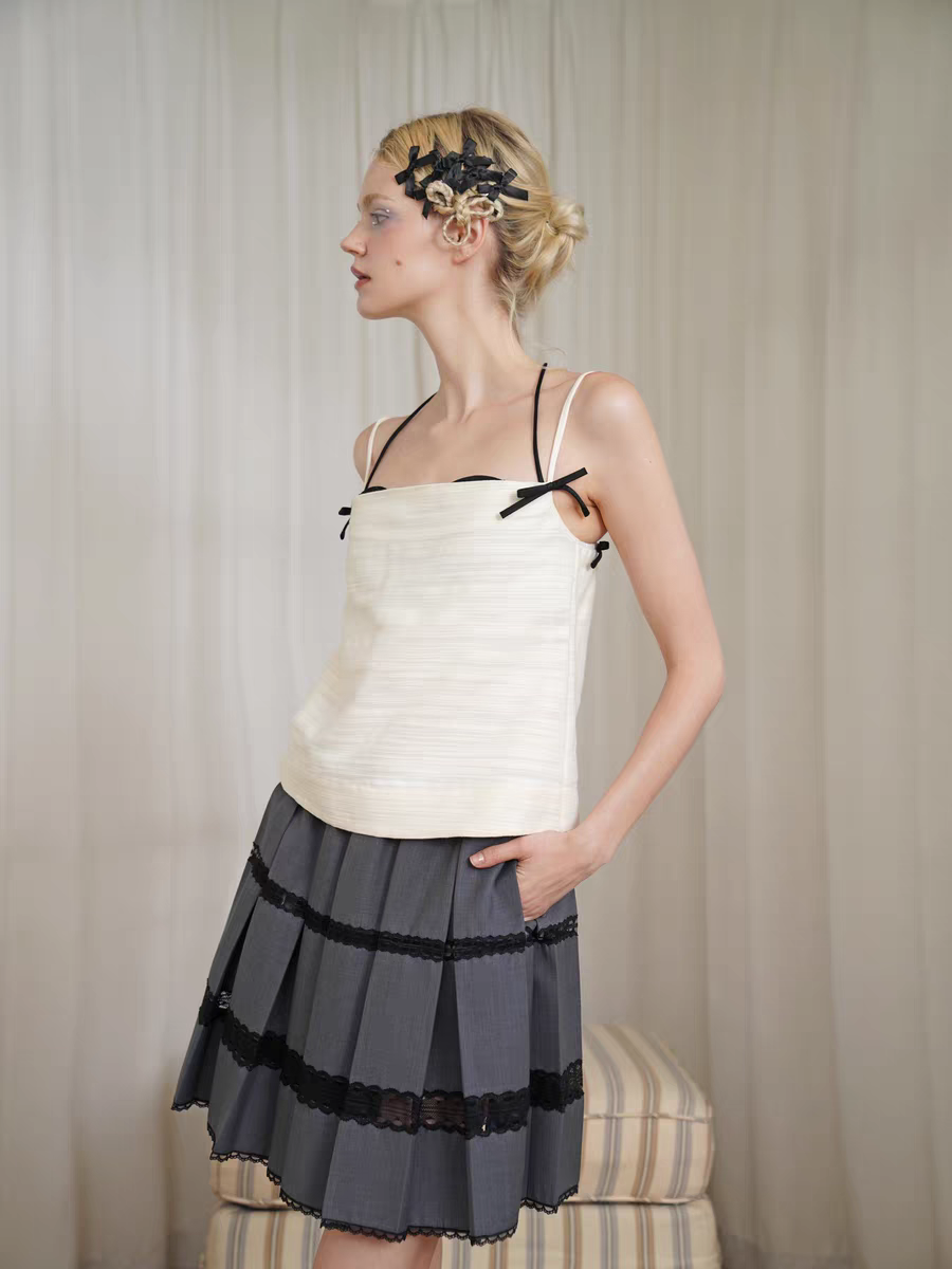 HSIYOUNWOO. Original Design Wool Lace Trim Pleated Skirt
