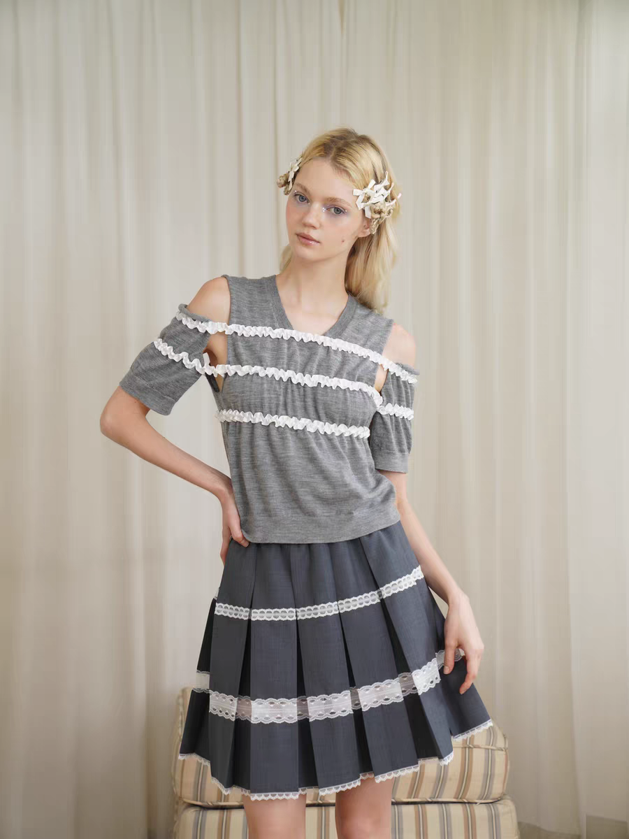 HSIYOUNWOO. Original Design Wool Lace Trim Pleated Skirt