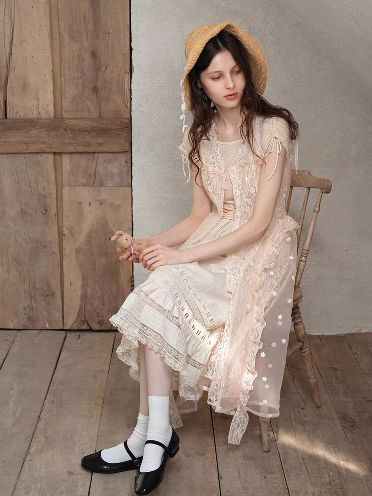 Kissgarnet. Original Design Knit Top & Lace Cardigan Dress Set
