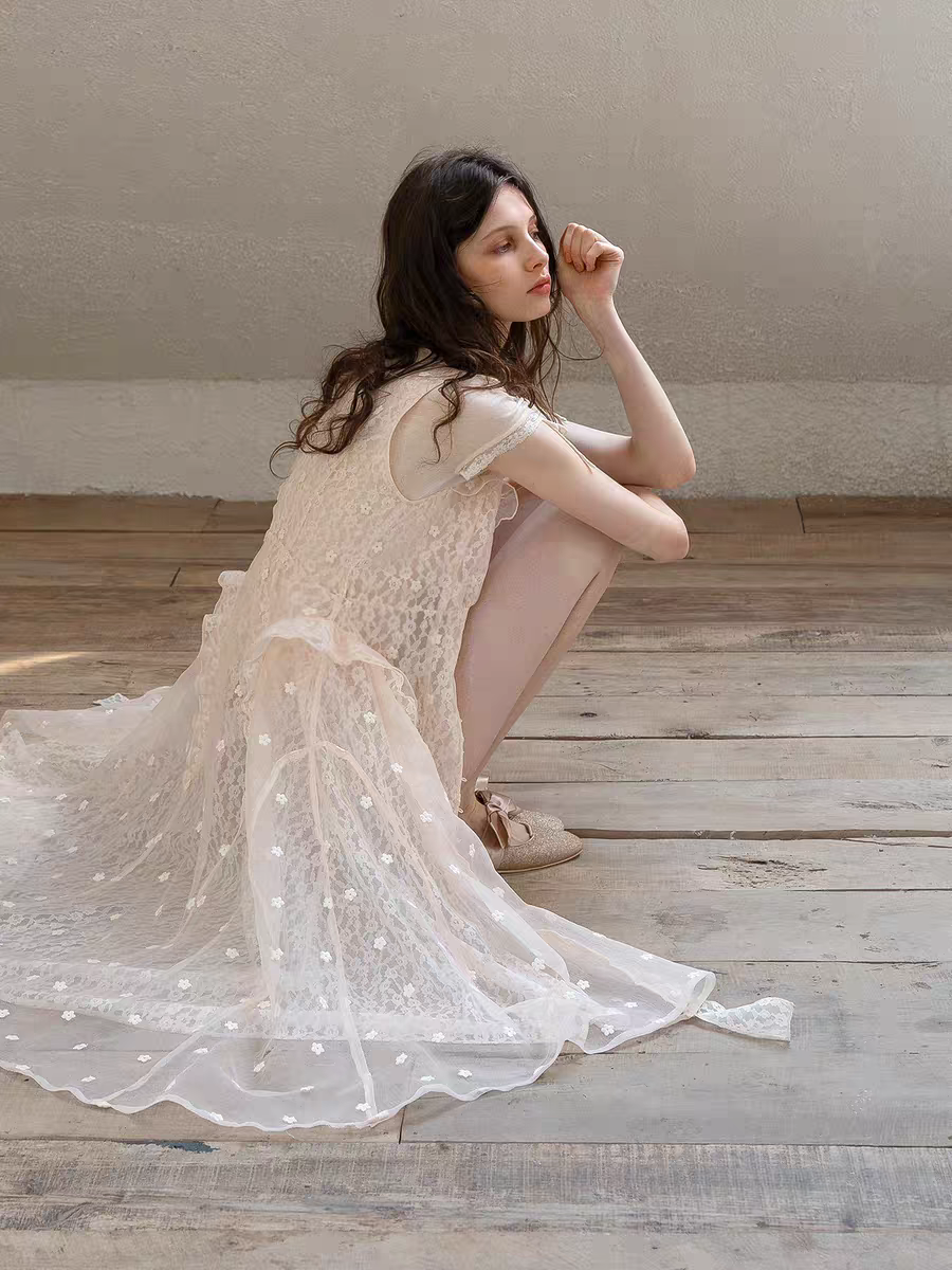 Kissgarnet. Original Design Knit Top & Lace Cardigan Dress Set