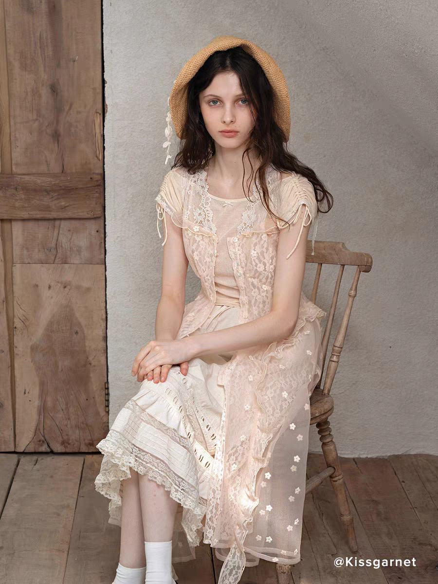 Kissgarnet. Original Design Knit Top & Lace Cardigan Dress Set