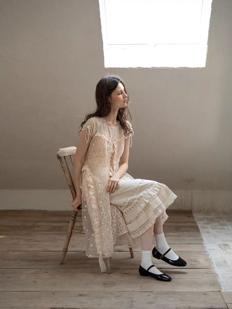Kissgarnet. Original Design Knit Top & Lace Cardigan Dress Set
