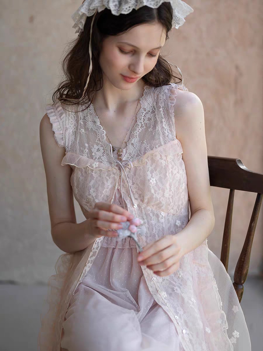 Kissgarnet. Original Design Knit Top & Lace Cardigan Dress Set