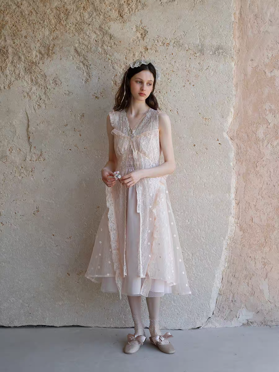 Kissgarnet. Original Design Knit Top & Lace Cardigan Dress Set