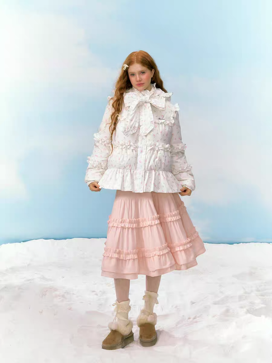 Narrator. Original Design Floral Ruffled Lace Bow Hooded Down Jacket