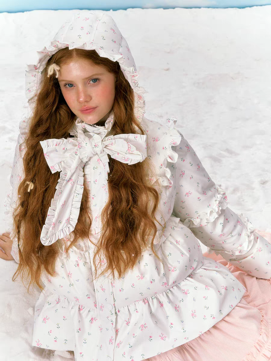 Narrator. Original Design Floral Ruffled Lace Bow Hooded Down Jacket