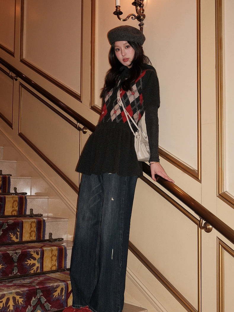 Moromoro. Original Design Diamond Pattern Hand-Embroidered Knit Dress