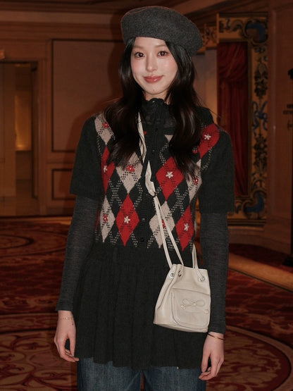 Moromoro. Original Design Diamond Pattern Hand-Embroidered Knit Dress