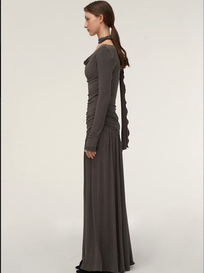 someone sometimes . Original Design Swing Collar Pleated Knitted Long Dress