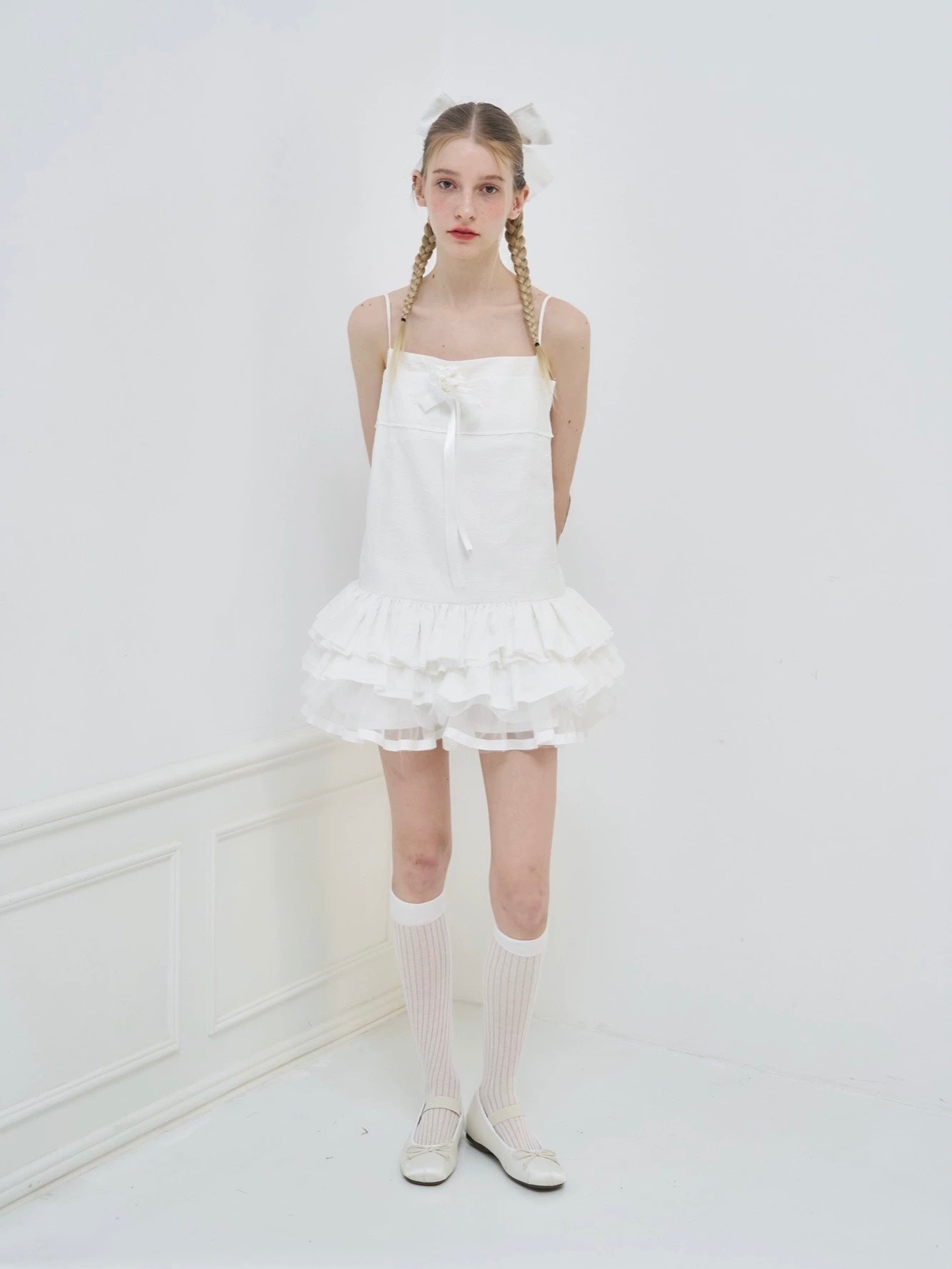 PER PEARL. Original Design "Cream Cake" White Flower Dress