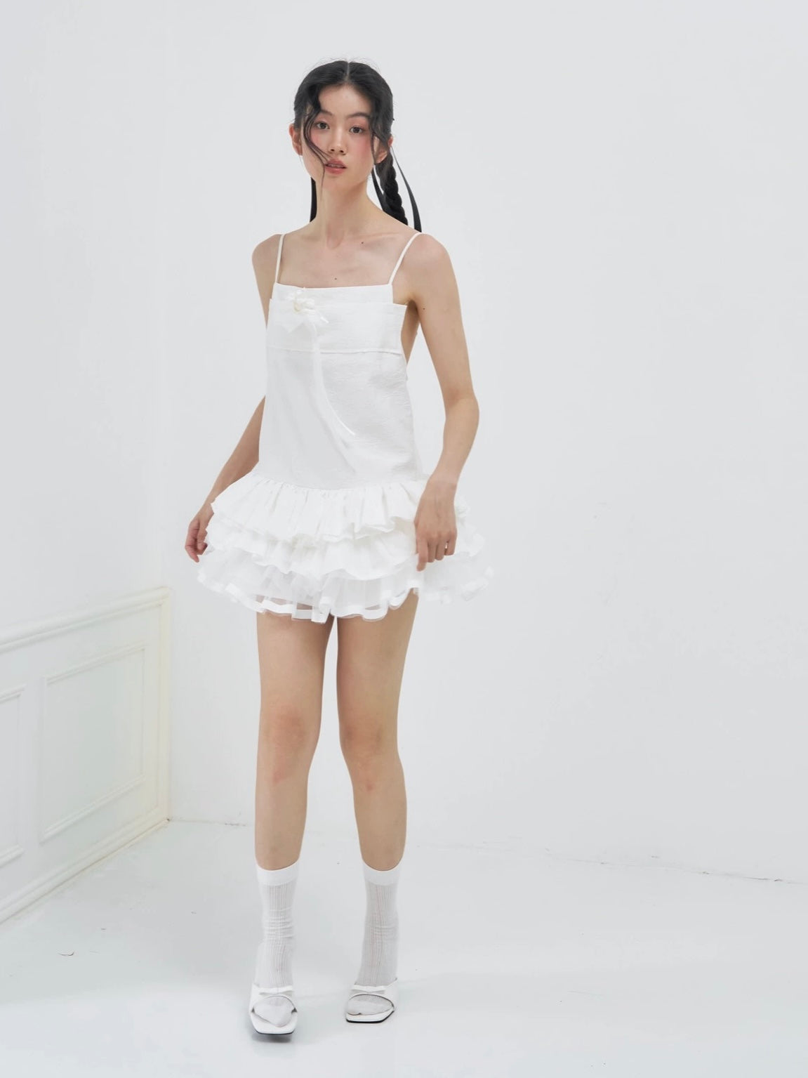 PER PEARL. Original Design "Cream Cake" White Flower Dress