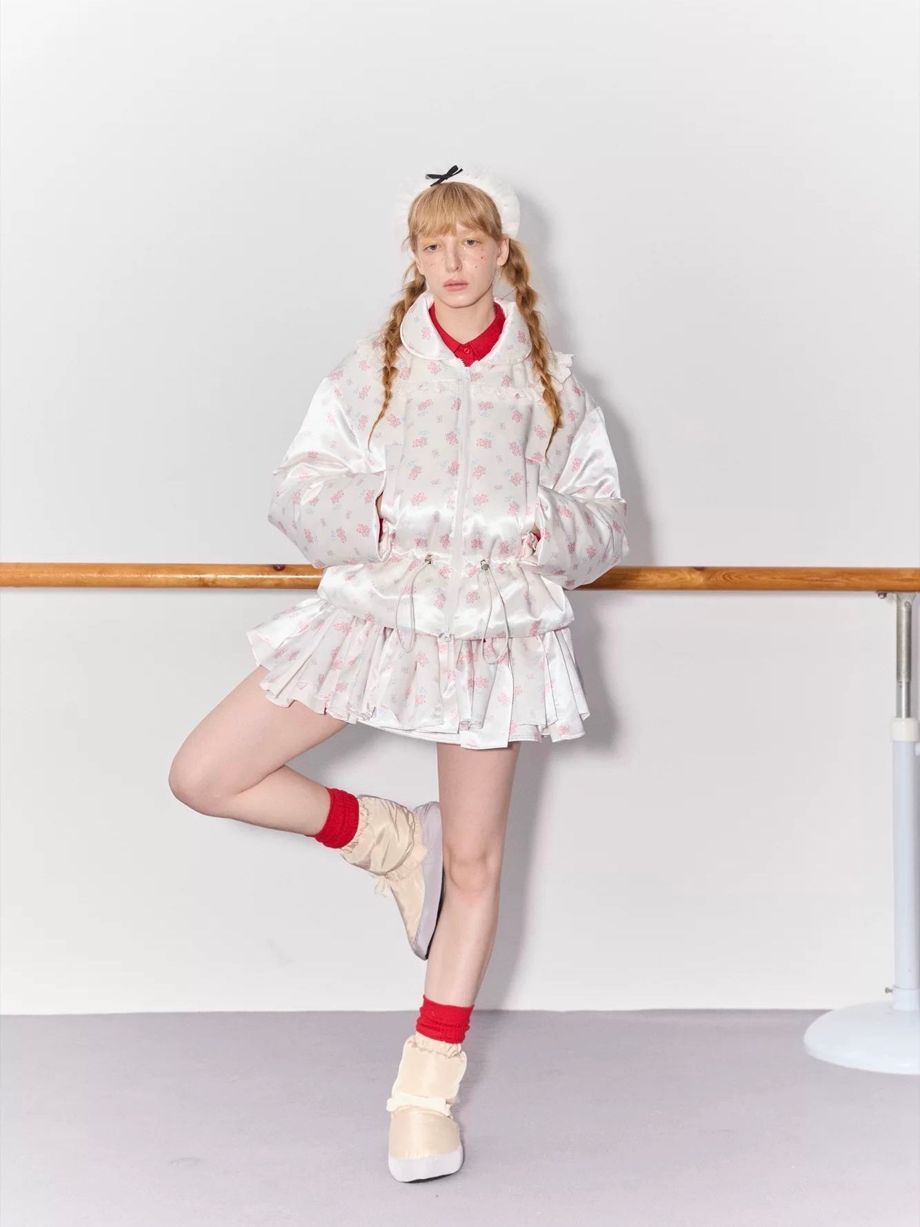 PER PEARL. Original Design Ruched Cropped Goose Down Jacket