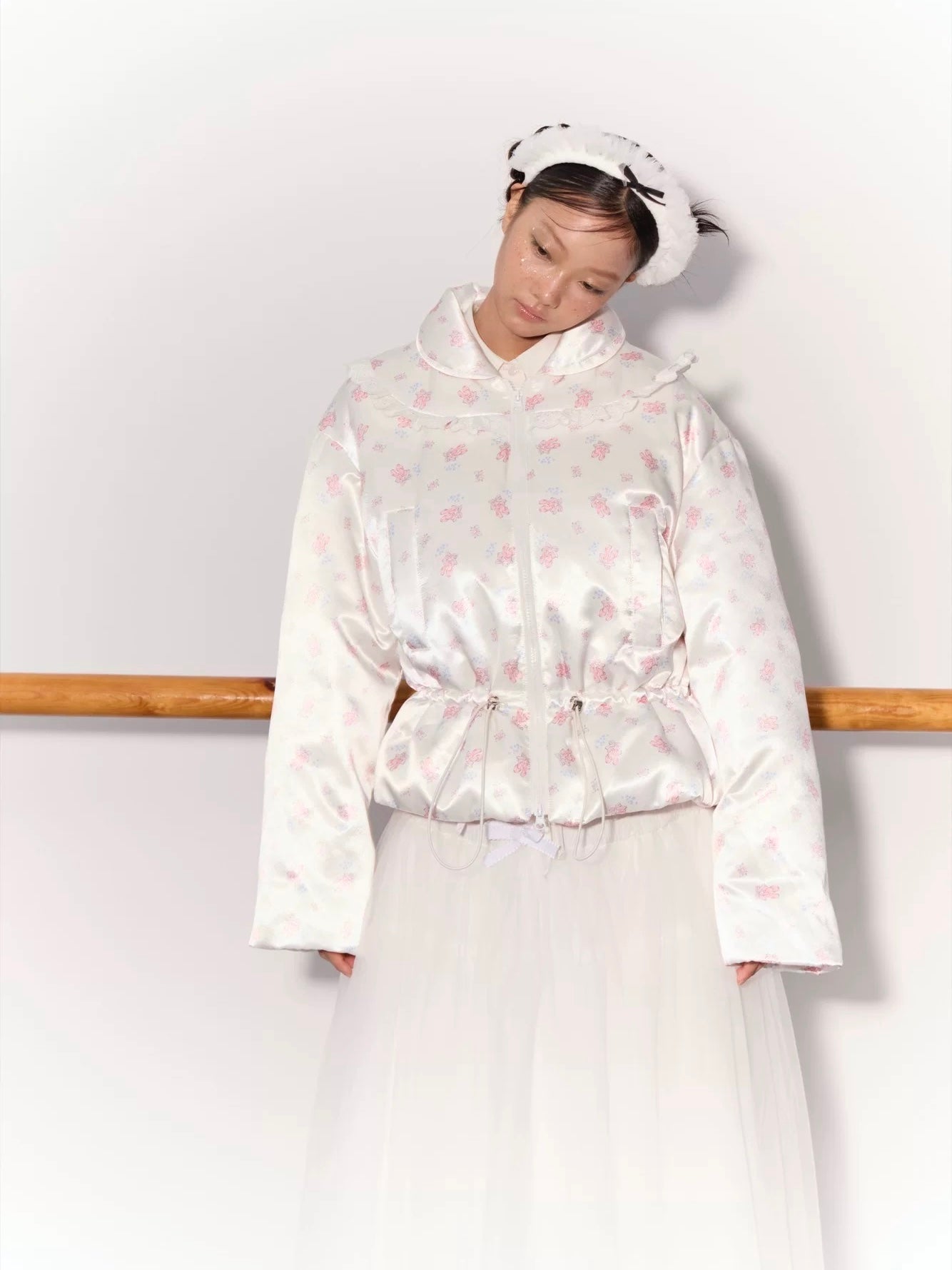 PER PEARL. Original Design Ruched Cropped Goose Down Jacket