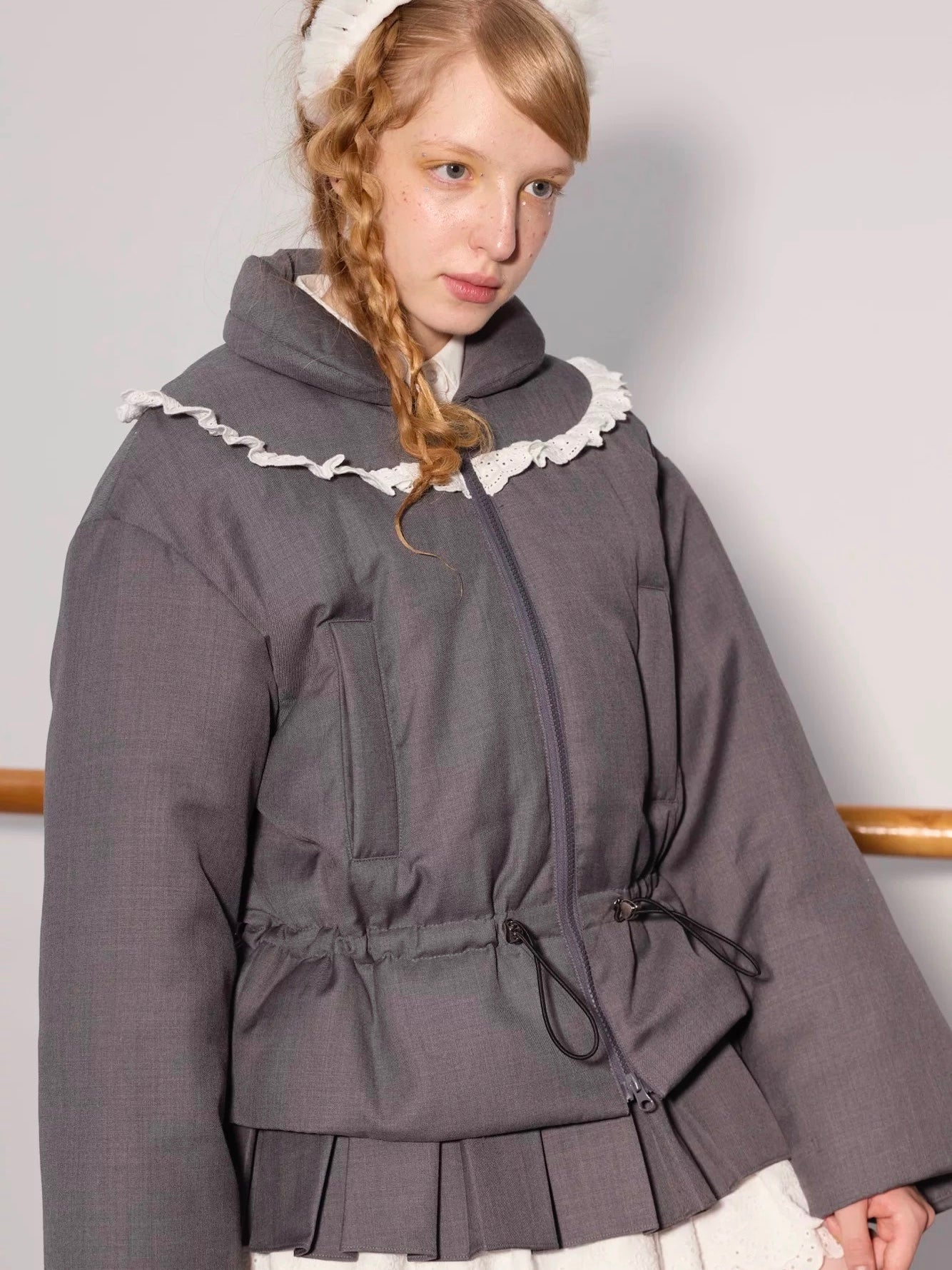 PER PEARL. Original Design Ruched Cropped Goose Down Jacket
