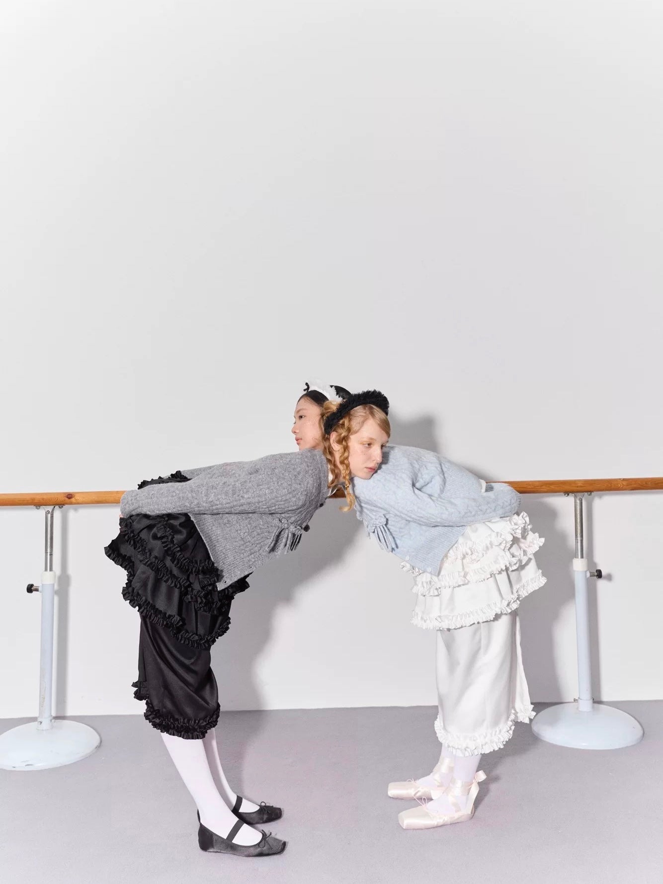 PER PEARL. Original Design Cable Knit Bow Tie Cardigan