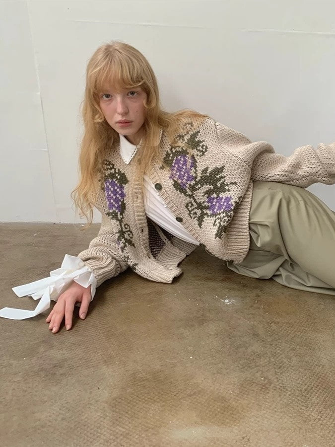 UNOSA. Original Design Grape-Pattern Jacquard Knit Cardigan Jacket