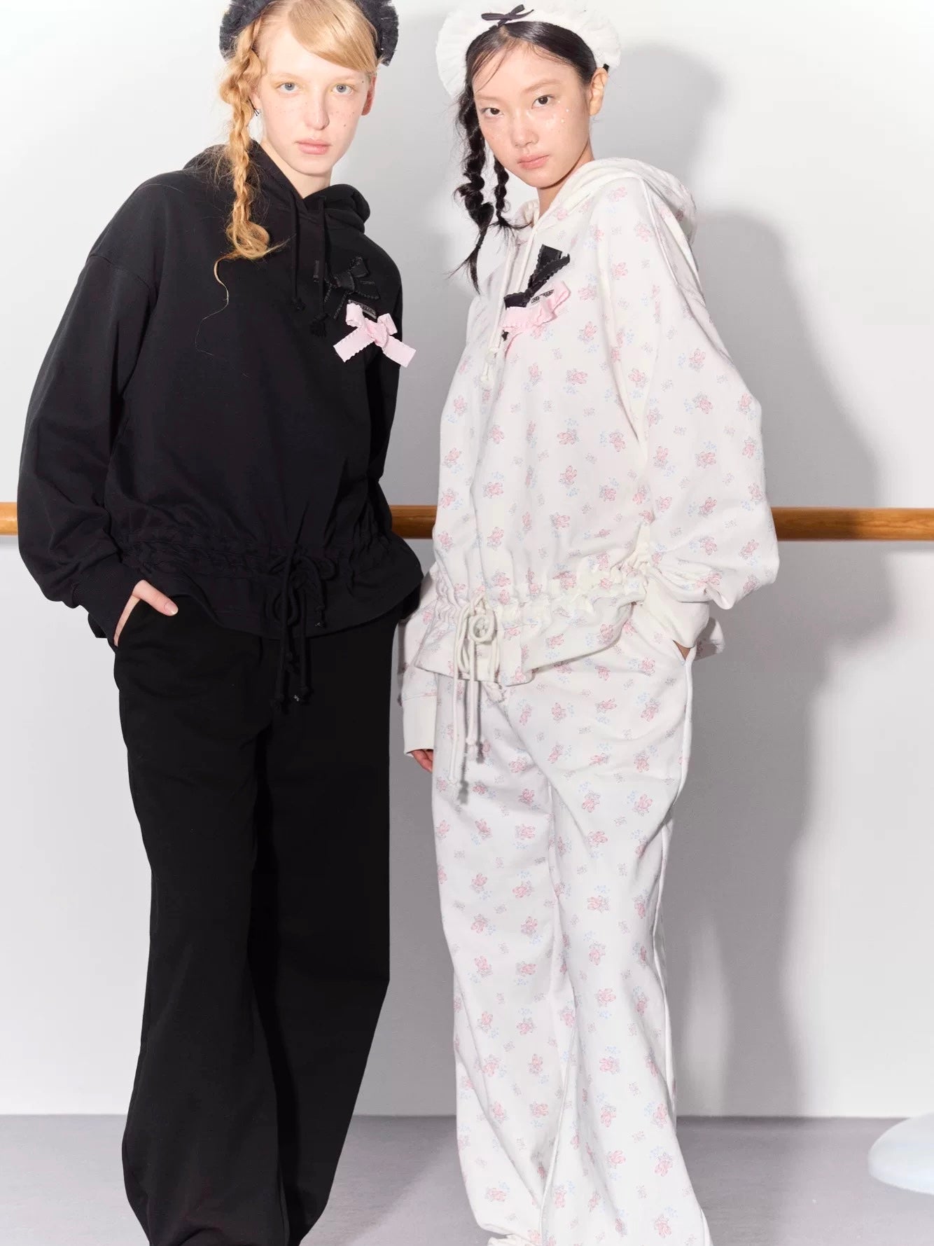 PER PEARL. Original Design Ballet Shoes Print Hoodie & Sweatpants Set