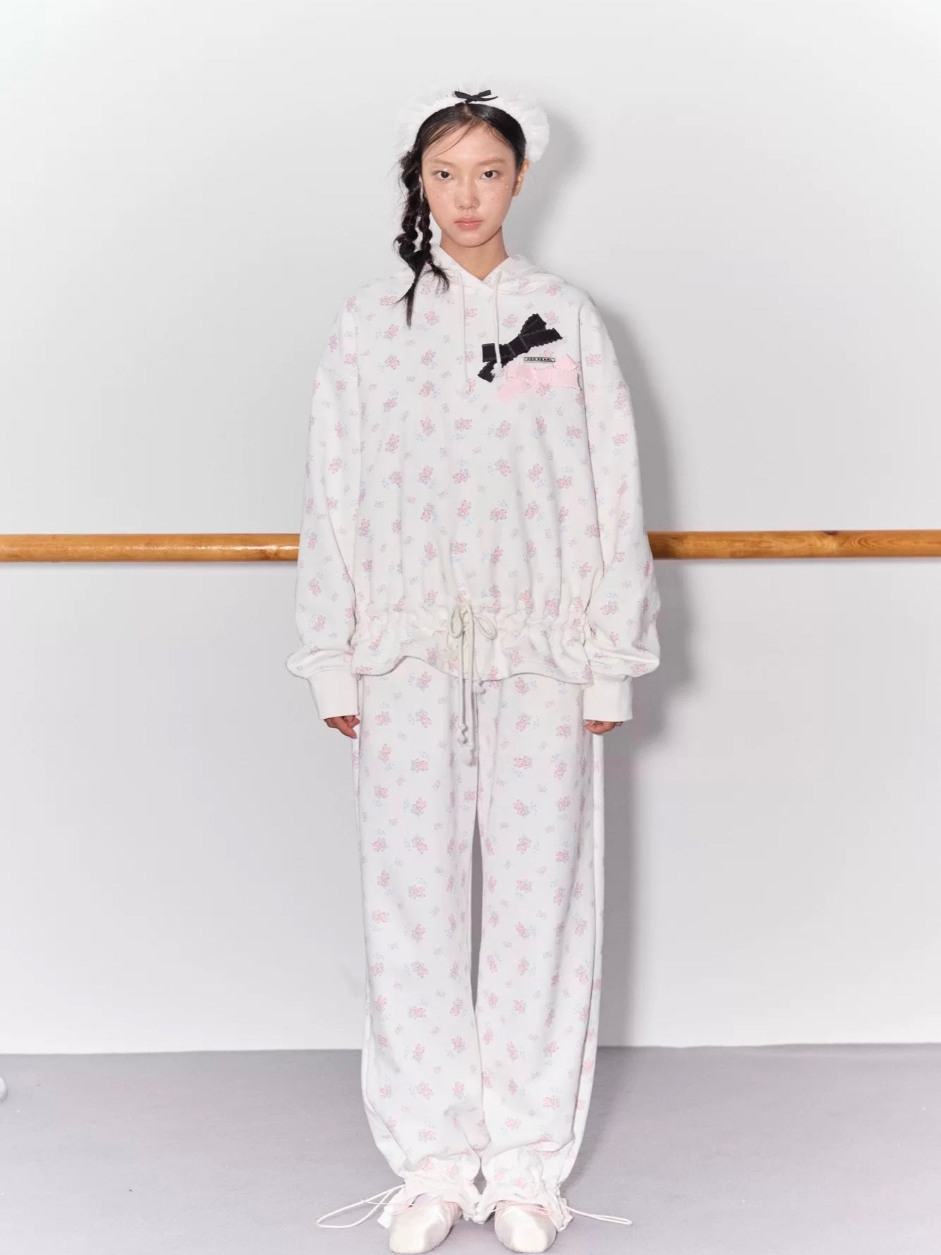 PER PEARL. Original Design Ballet Shoes Print Hoodie & Sweatpants Set