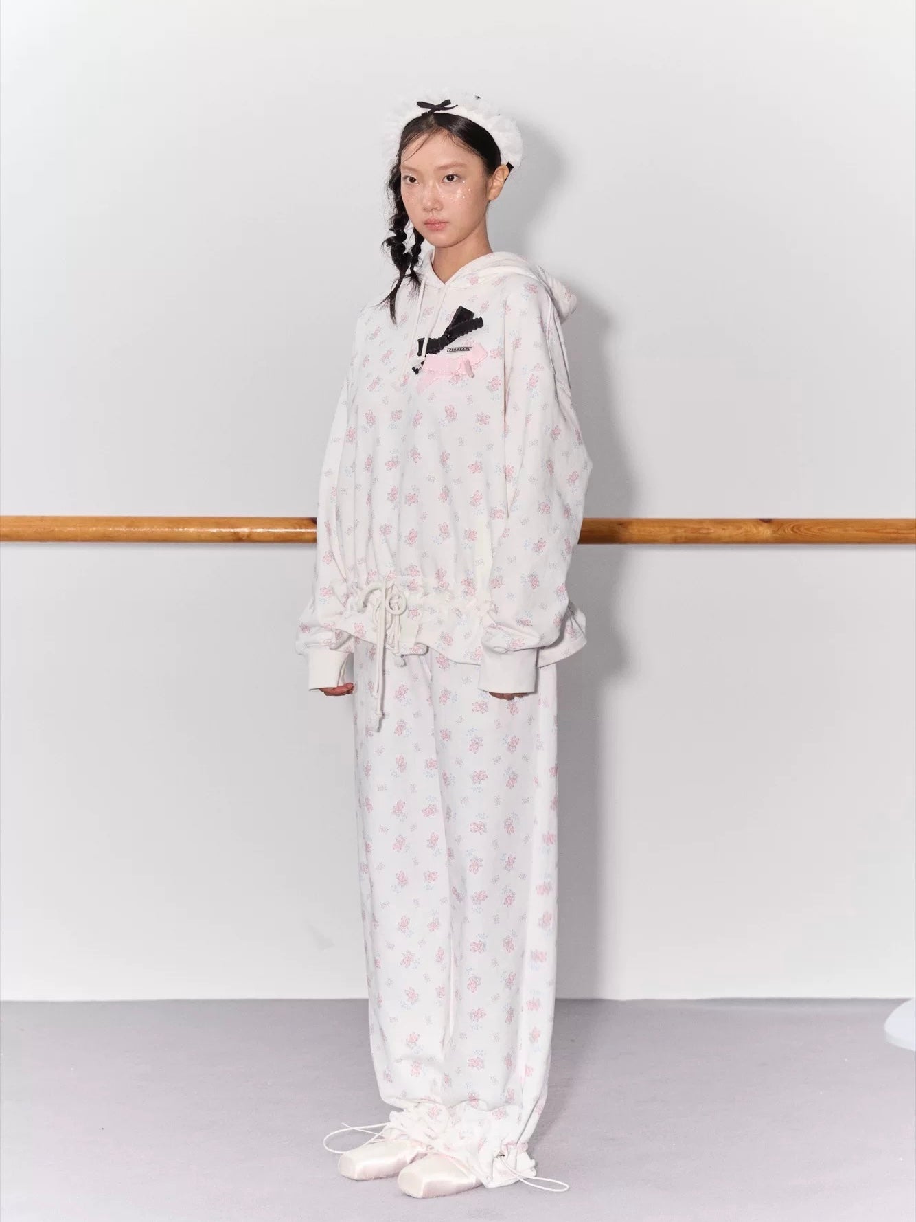 PER PEARL. Original Design Ballet Shoes Print Hoodie & Sweatpants Set