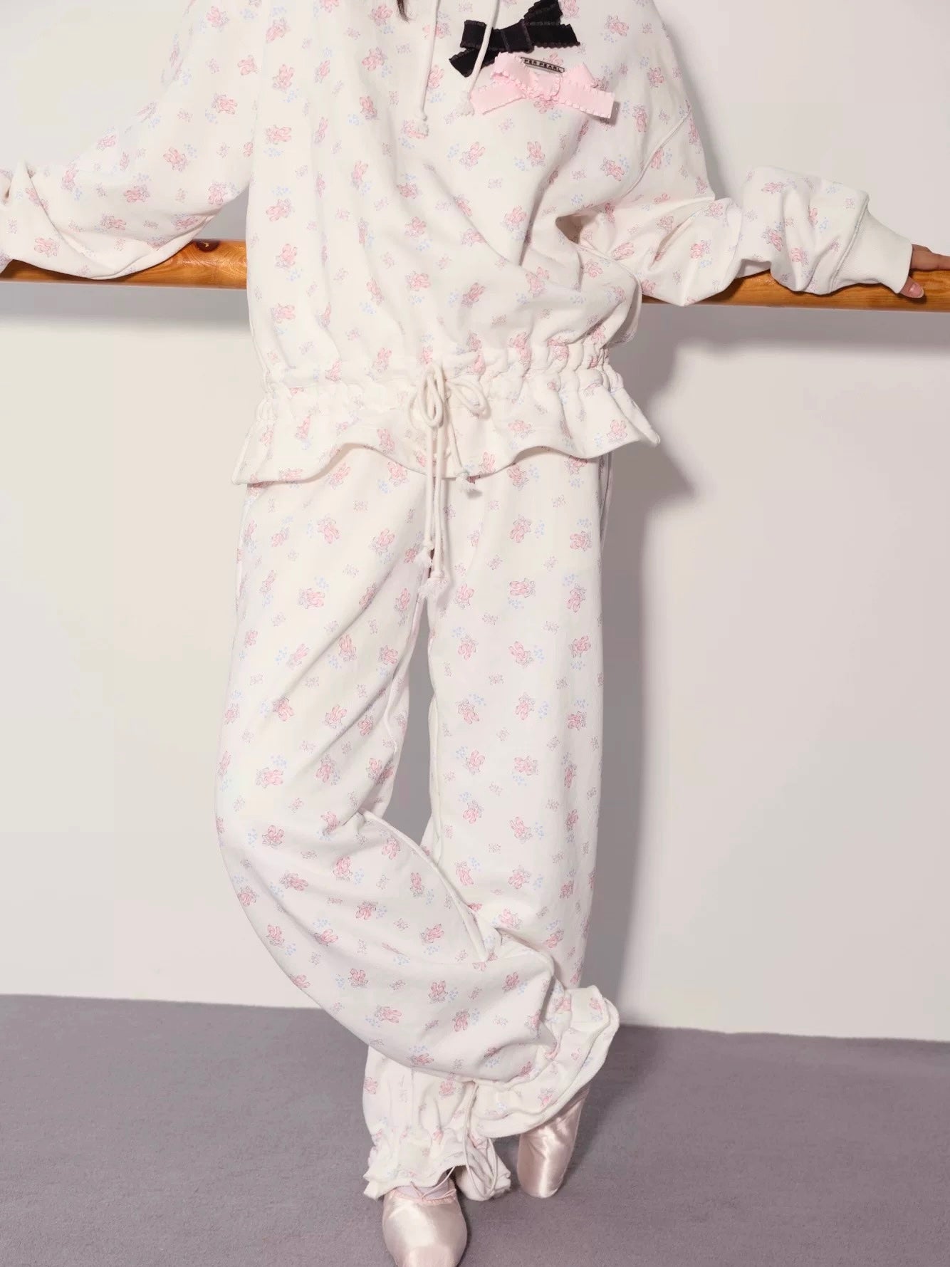 PER PEARL. Original Design Ballet Shoes Print Hoodie & Sweatpants Set