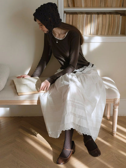 Kissgarnet. Original Design Floral Embroider Blouse & Skirt Set