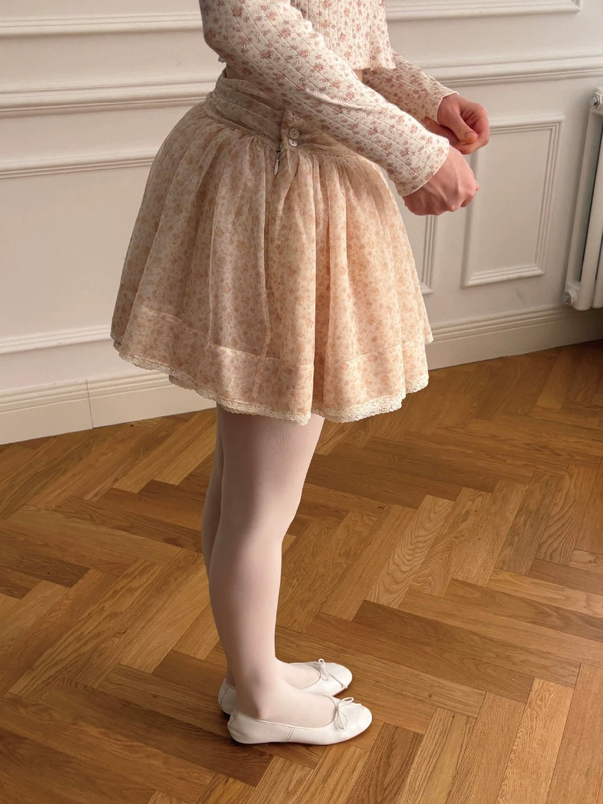 Papi Lav. Original Design Floral Lace Tulle Puff Mini Skirt