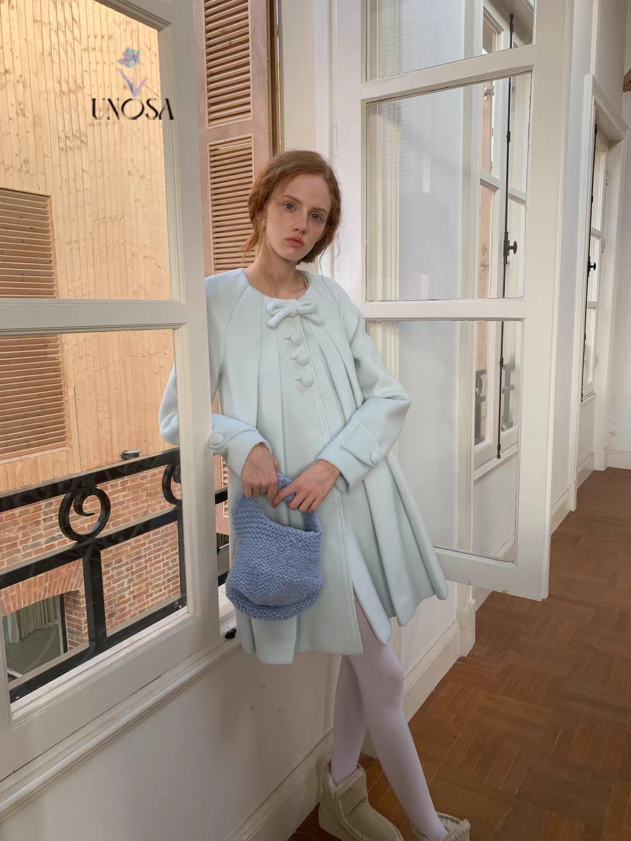 UNOSA. Original Design Bow A-Line Pleated Coat