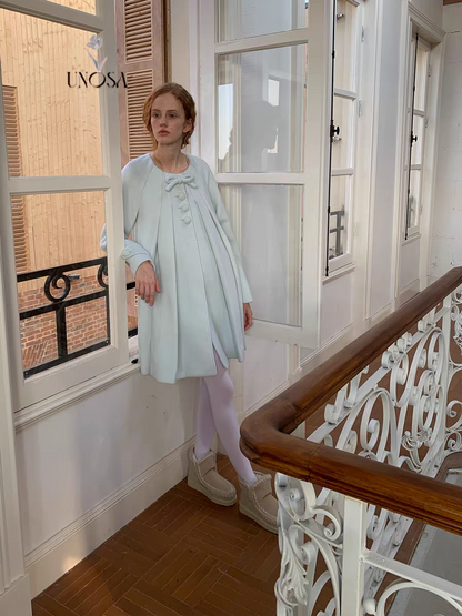 UNOSA. Original Design Bow A-Line Pleated Coat