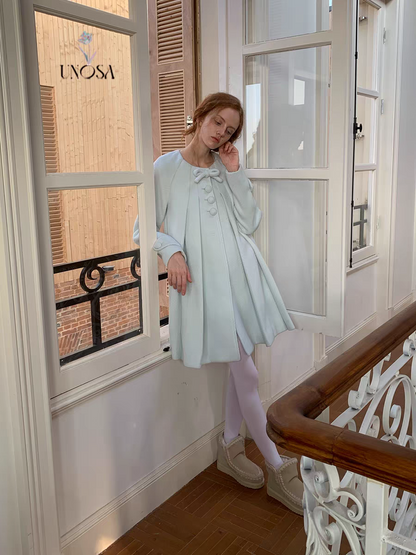 UNOSA. Original Design Bow A-Line Pleated Coat