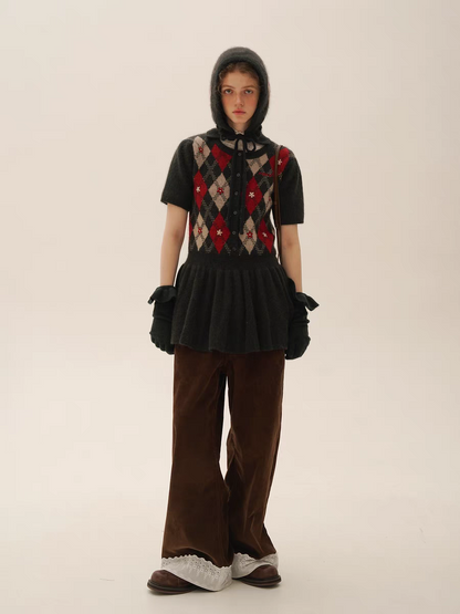 Moromoro. Original Design Diamond Stitch Hand-Embroidered Tie-Up Hat