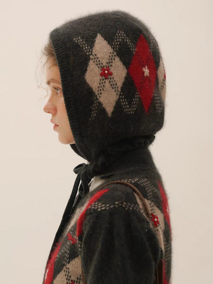 Moromoro. Original Design Diamond Stitch Hand-Embroidered Tie-Up Hat