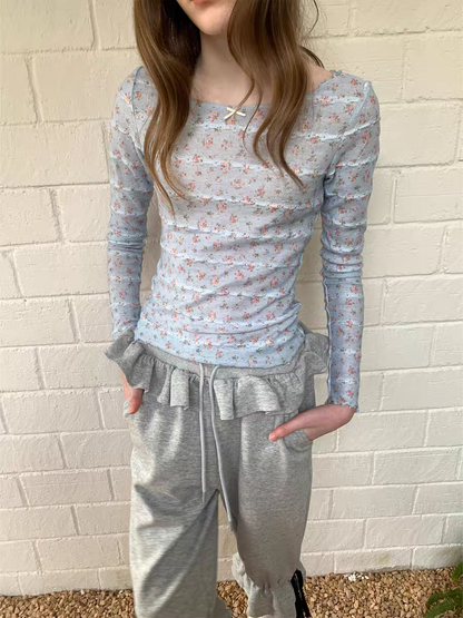 SOOMIE. Original Design Floral Stretch Knit Long Sleeve Top