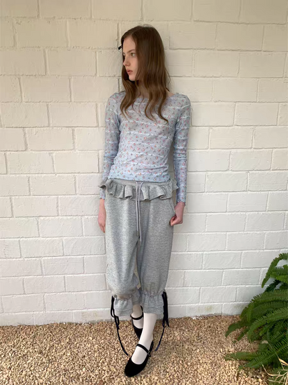SOOMIE. Original Design Floral Stretch Knit Long Sleeve Top
