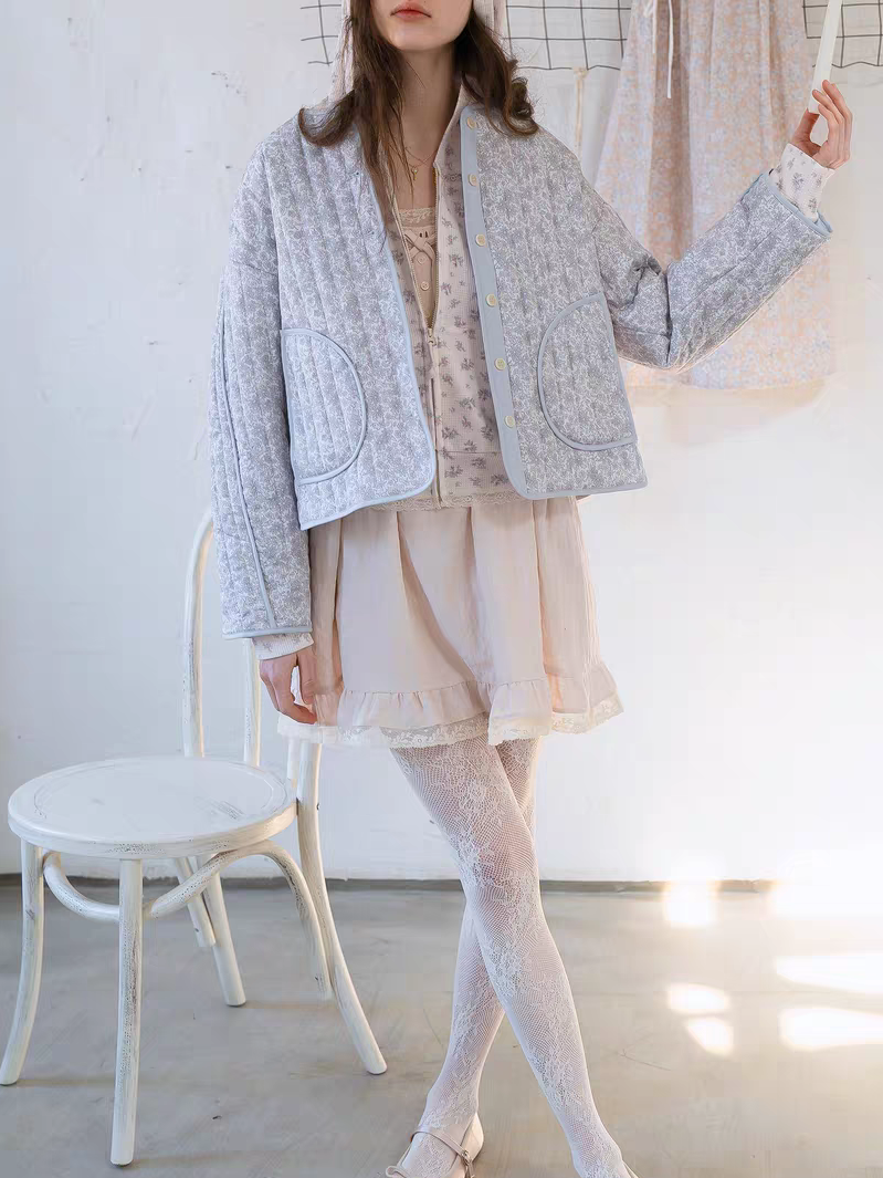 Kissgarnet. Original Design Embroidered Cardigan-Style Overlay Dress & Lace Slip Dress Set